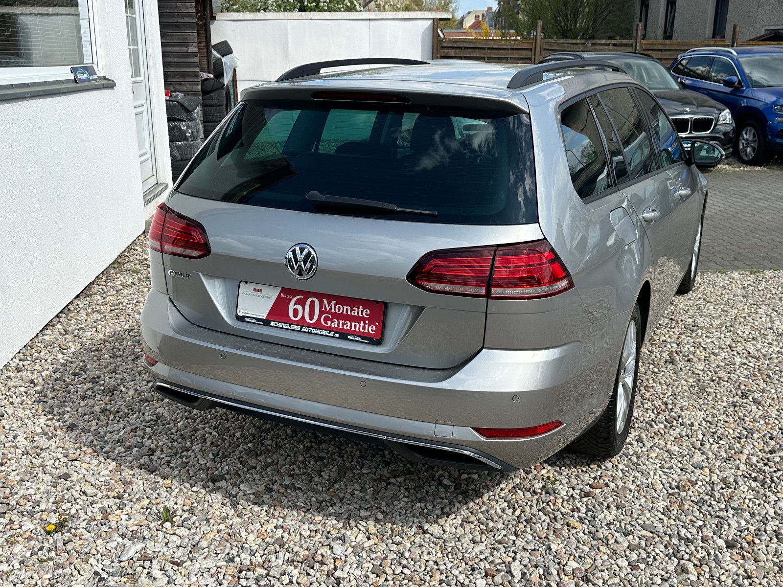 Volkswagen Golf VII Variant Comfortline DSG - Samsaru's Car Outlet