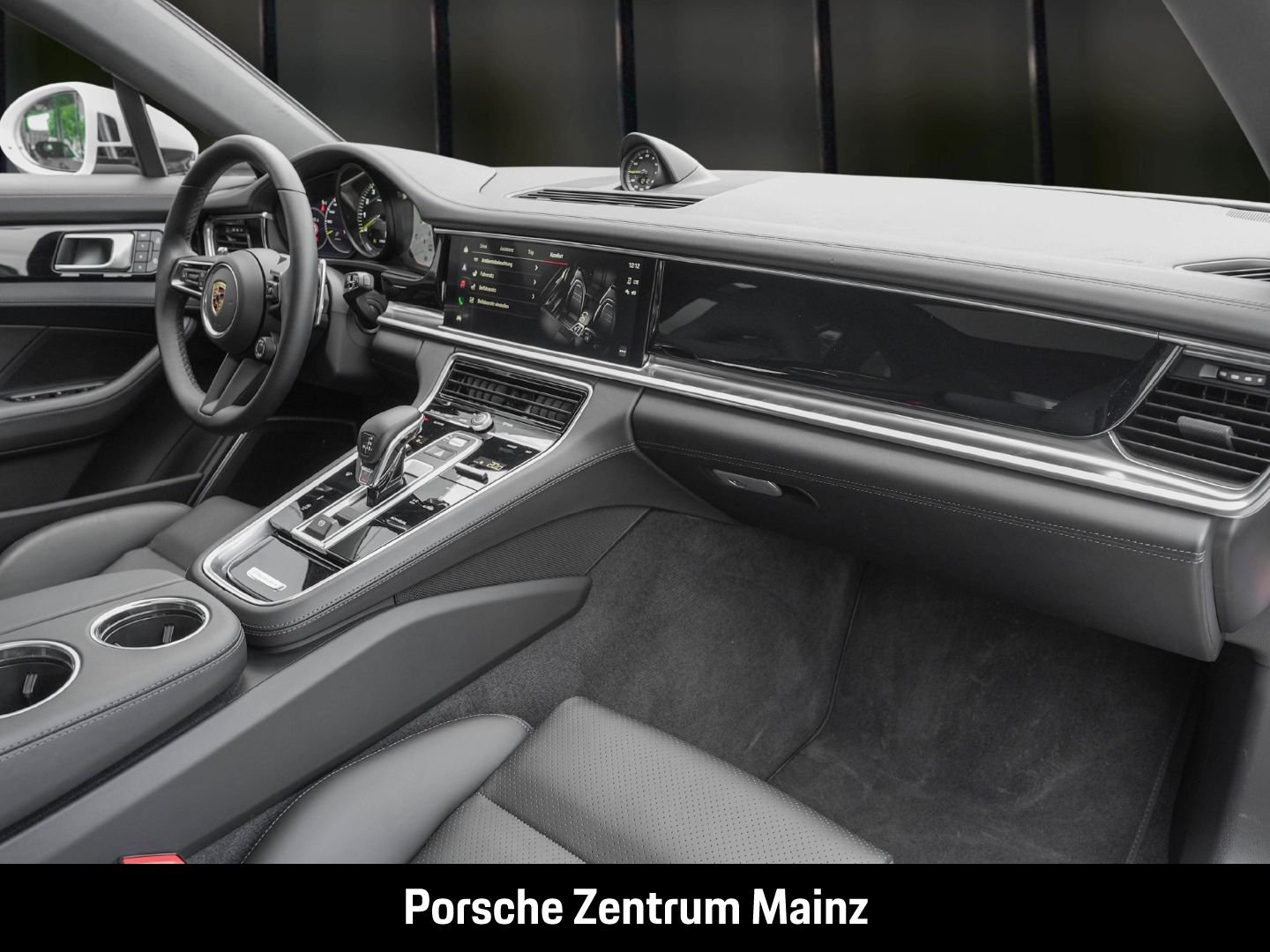 Porsche Panamera 4 E-Hybrid Sport Turismo 1.600km!