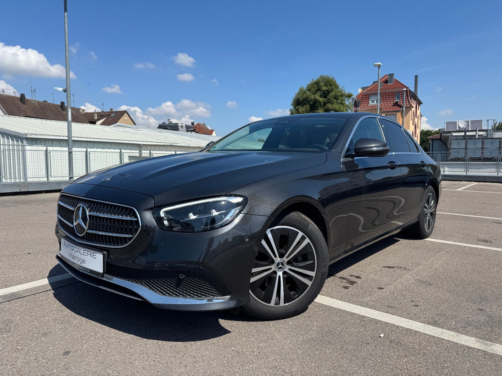 Mercedes-Benz E 220 d - Samsaru's Car Outlet