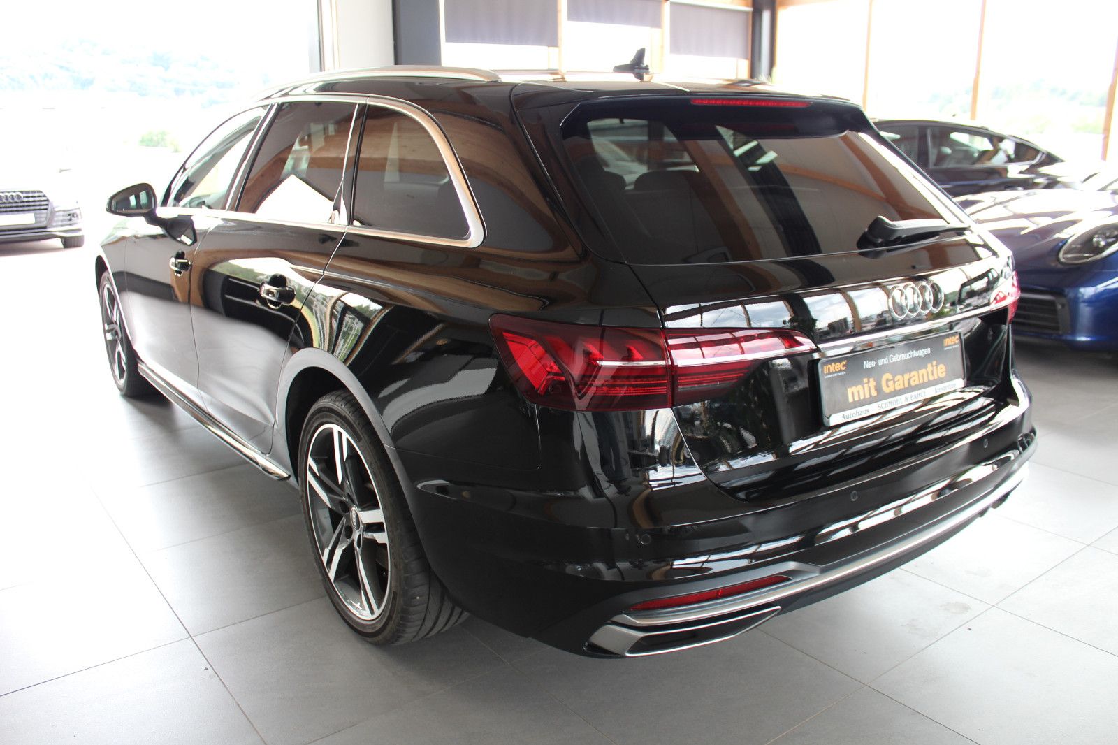 Audi A4 Avant 40 TFSI S tronic advanced - Samsaru's Car Outlet