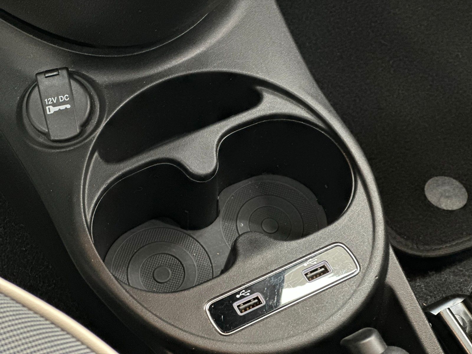 Fiat 500 Lounge - Samsaru's Car Outlet