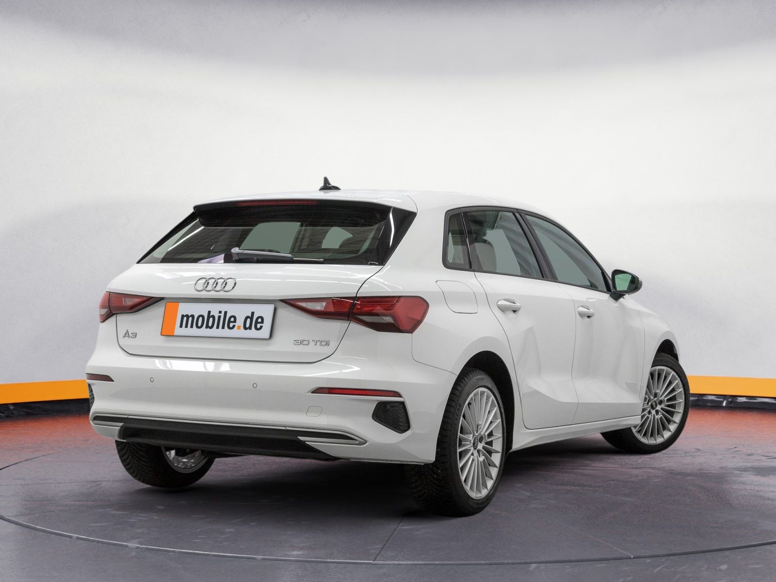 Audi A3 Sportback 30 TDI ADVANCED - Samsaru's Car Outlet