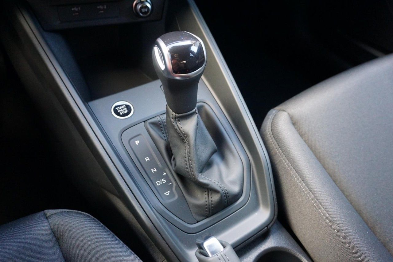 Audi A1 25 TFSI S-Tronic Plus Paket LED 17 ALU GRA