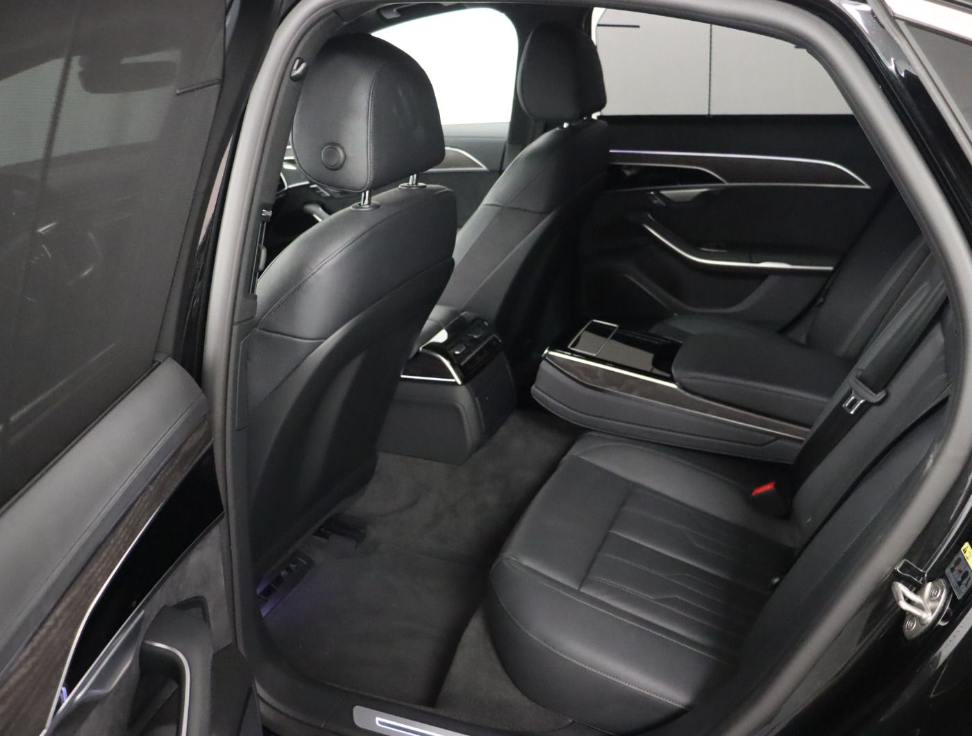Audi A8 50 TDI quattro - Samsaru's Car Outlet
