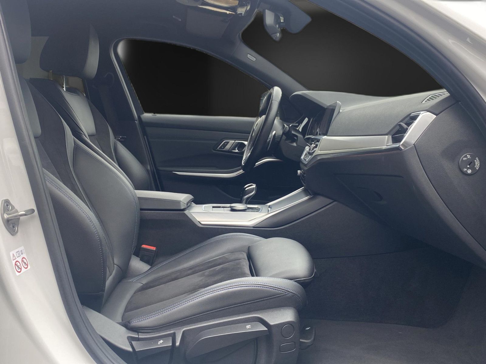 BMW 320 d x M Sport - Samsaru's Car Outlet