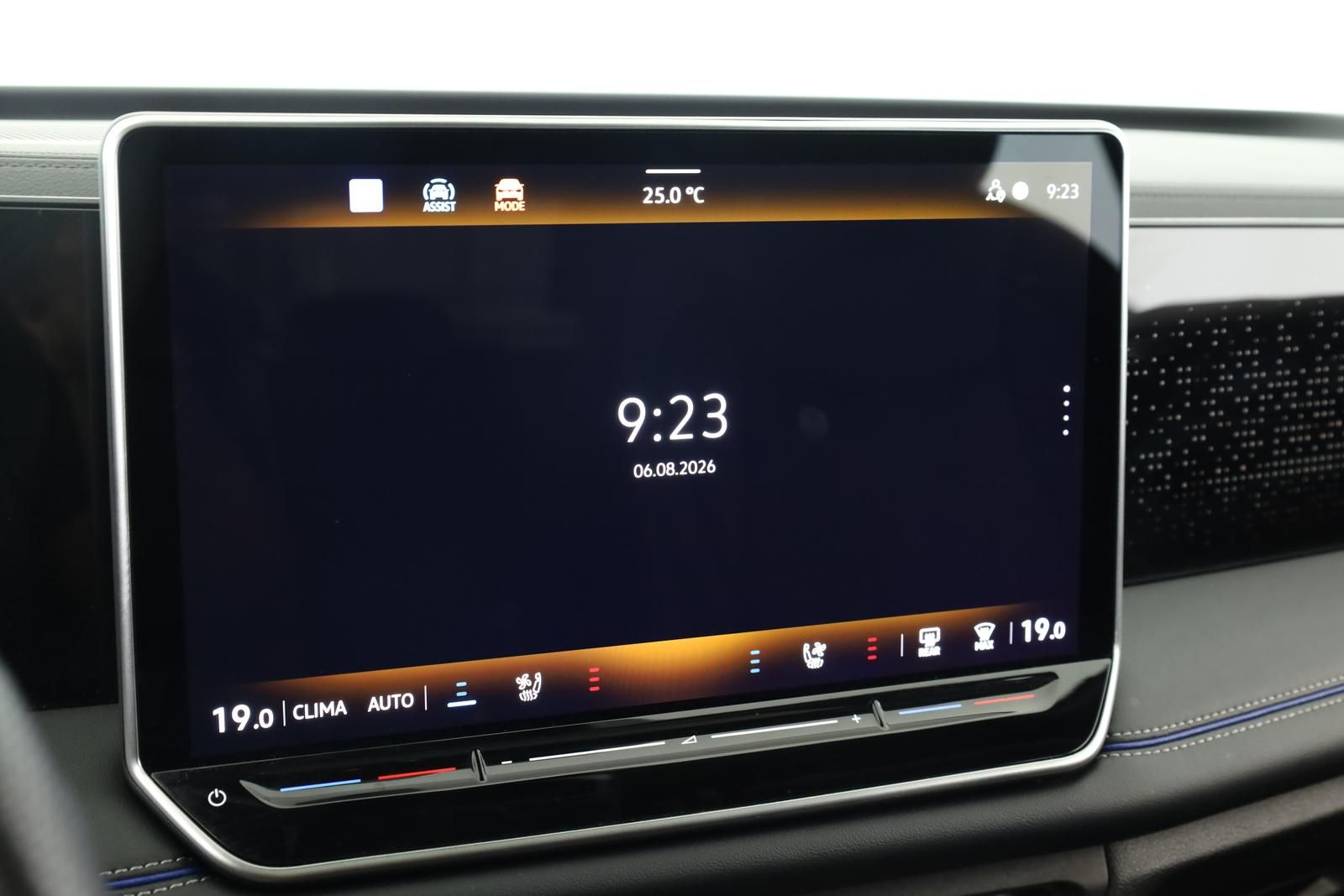 Volkswagen Tiguan 2.0 TDI 4M DSG R-Line Leder Pano Navi 360