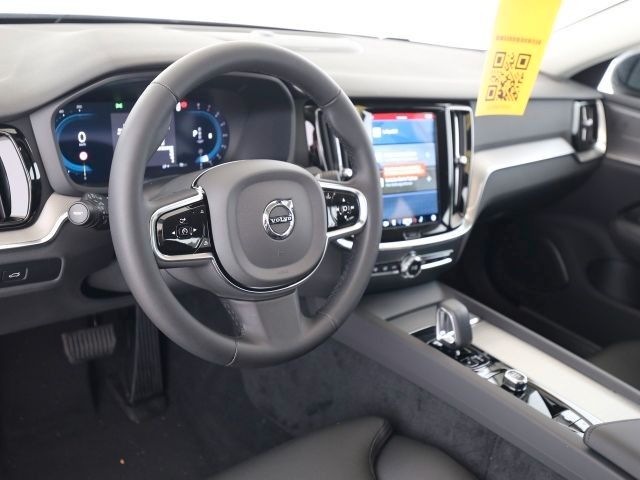 Volvo S60 B4 Lim. Plus Dark ACC BLIS H&K 19"LMF