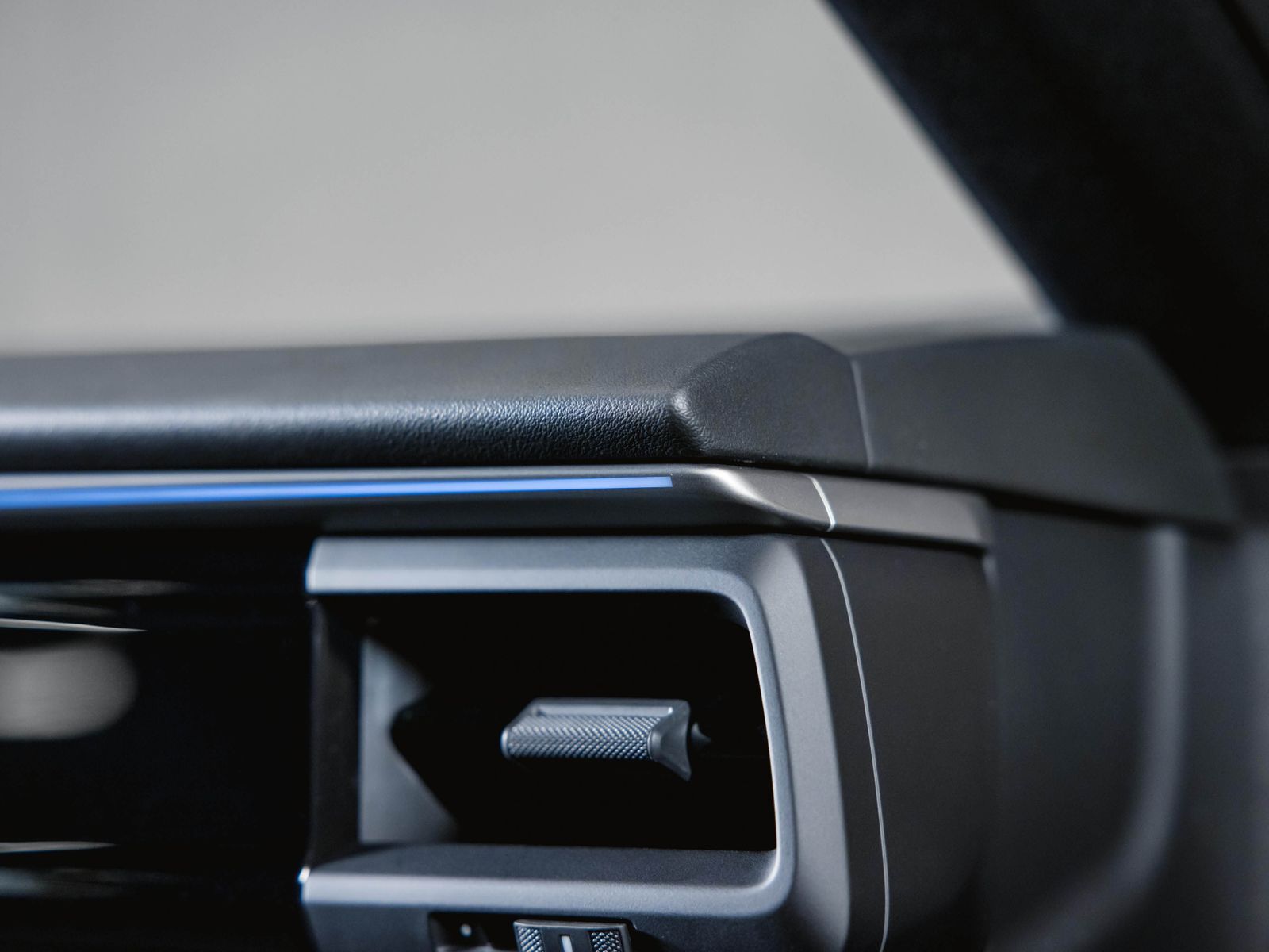 Porsche Macan 4S Electric - Samsaru's Car Outlet