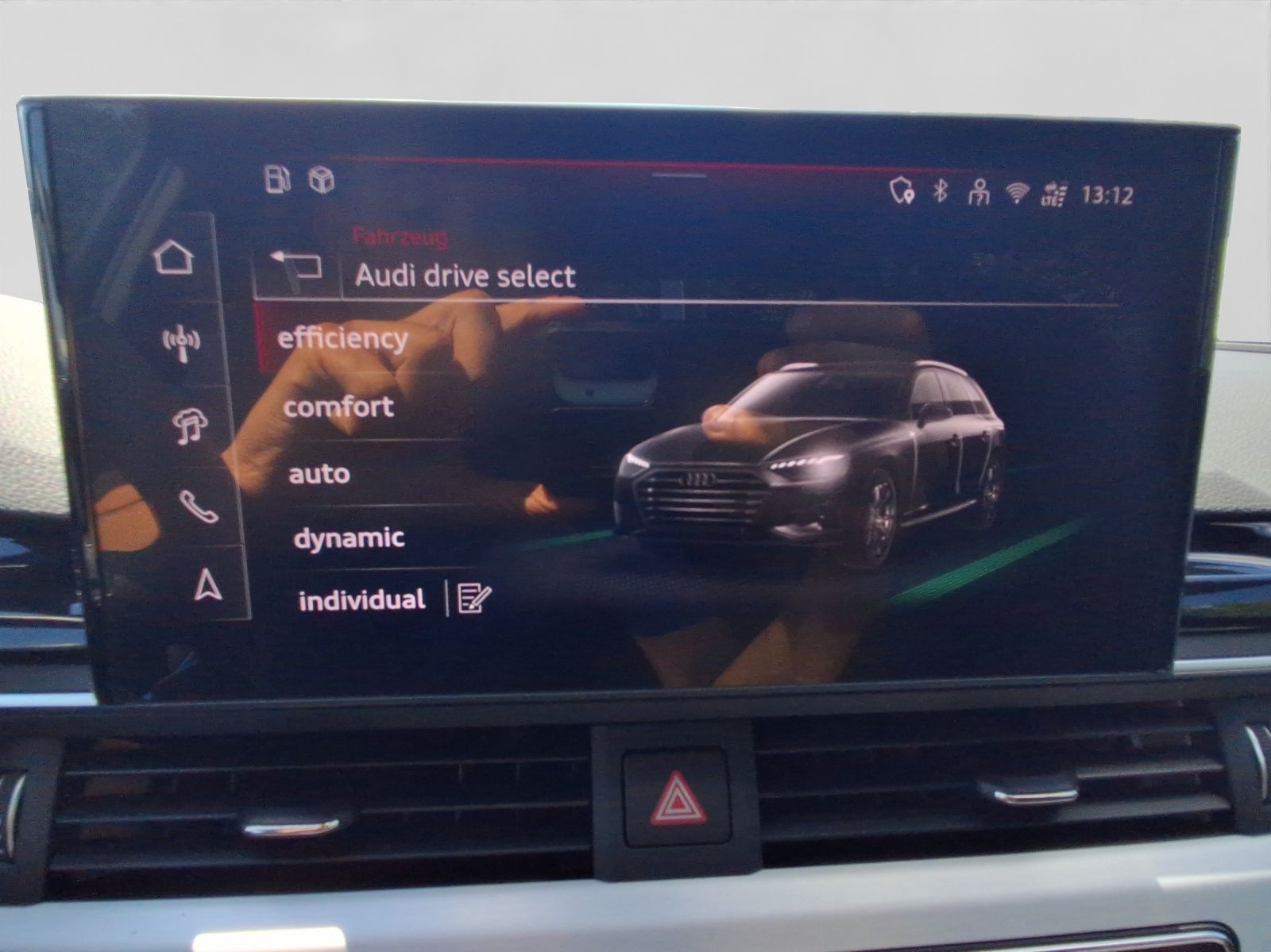 Audi A4 Avant 40 TFSI Q 2x S LINE MATRIX AHK LM19 KAM
