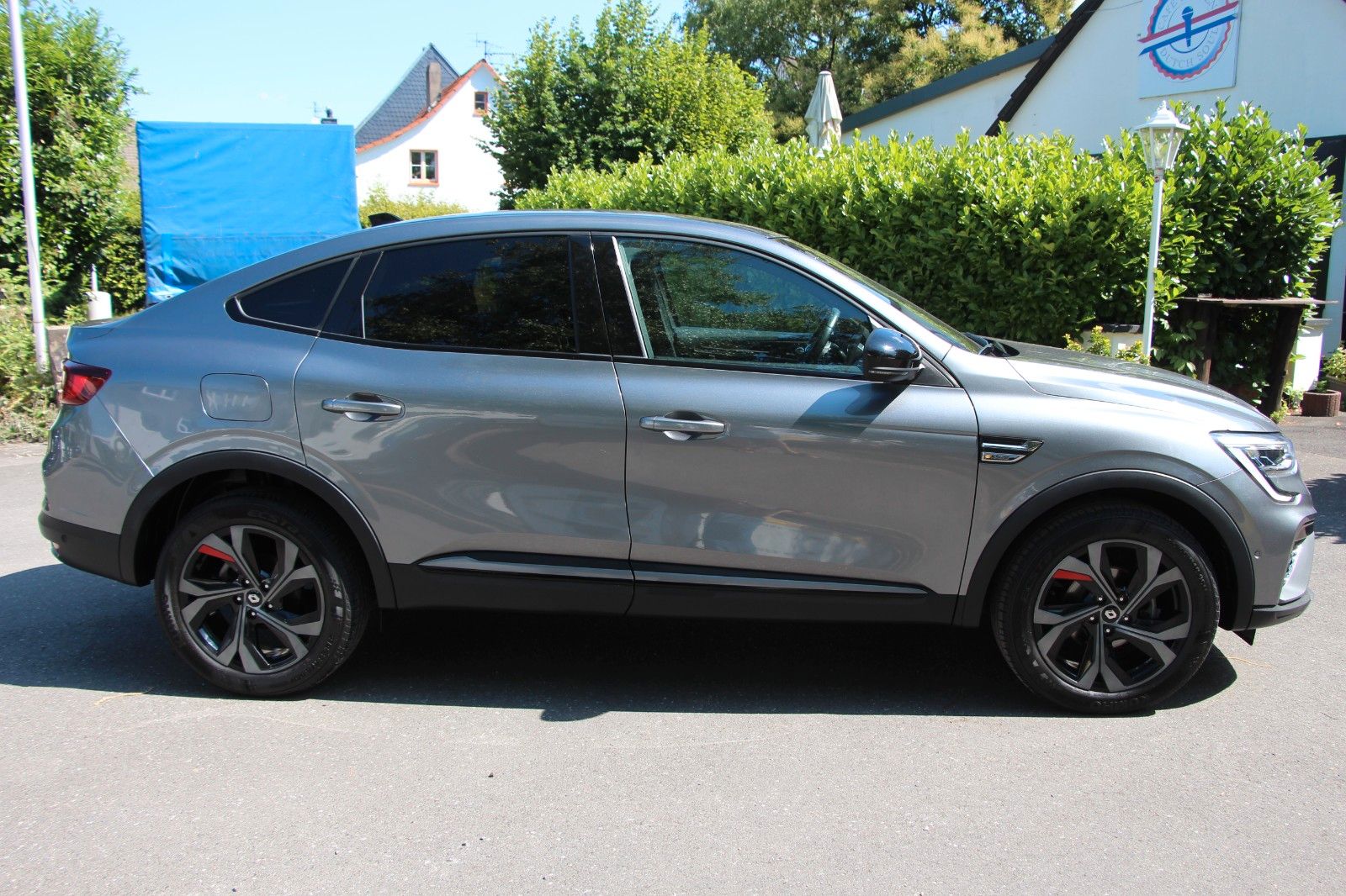 Renault Arkana Mild Hybrid R.S. Line - Samsaru's Car Outlet