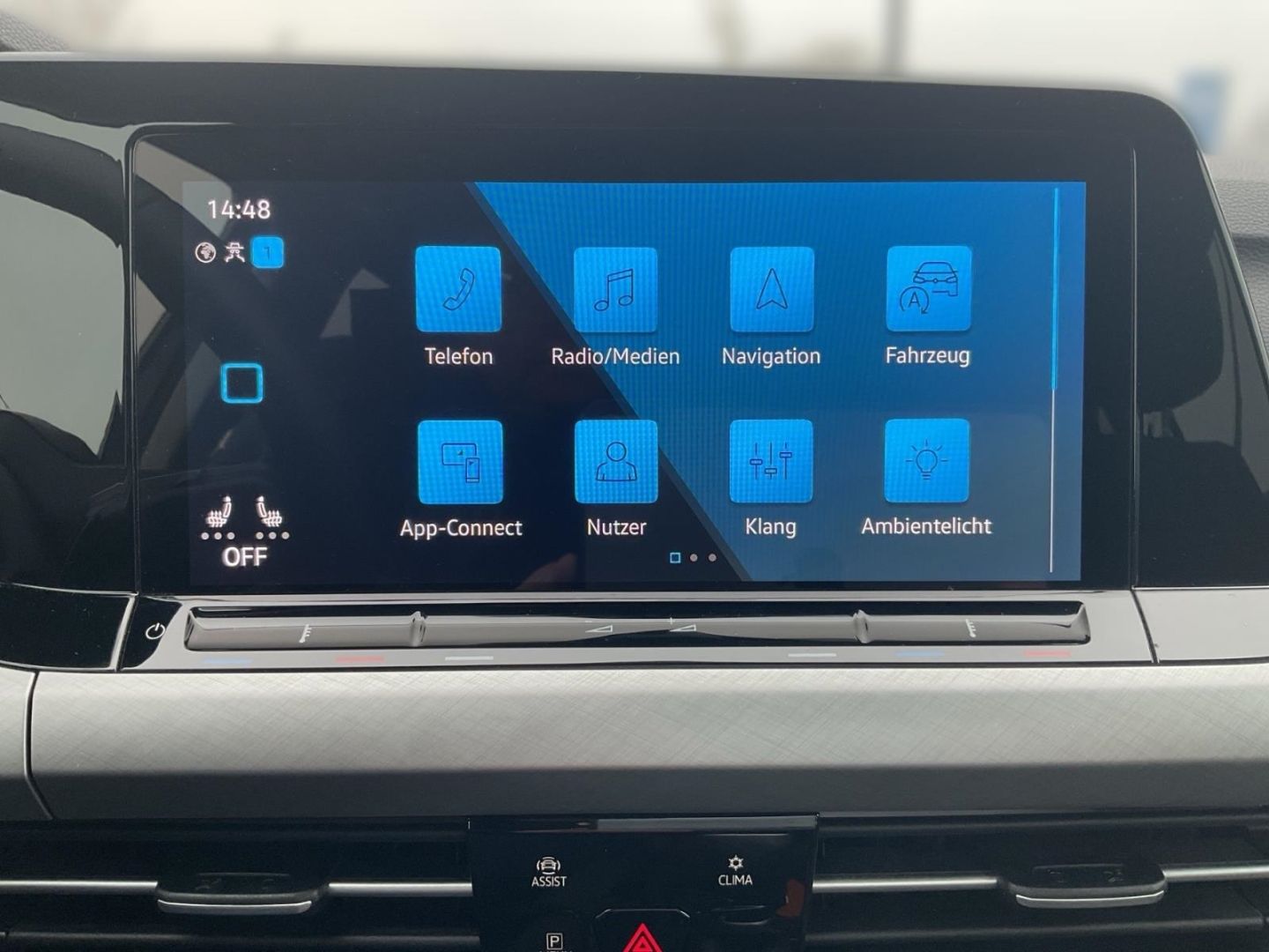 Volkswagen Golf Variant 8 VIII Life 1.0 TSI - Samsaru's Car Outlet