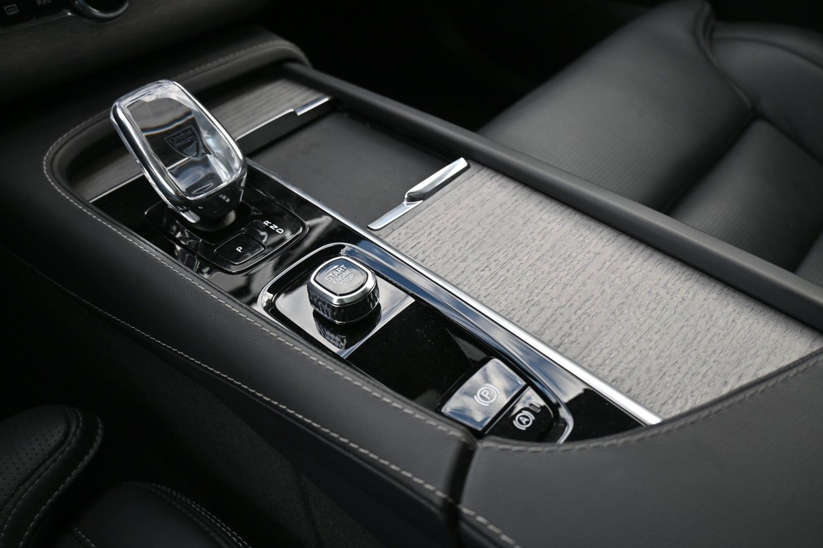 Volvo XC90 B5 Ultimate Bright AWD MASS*LUFT*BW*HUD*AHK