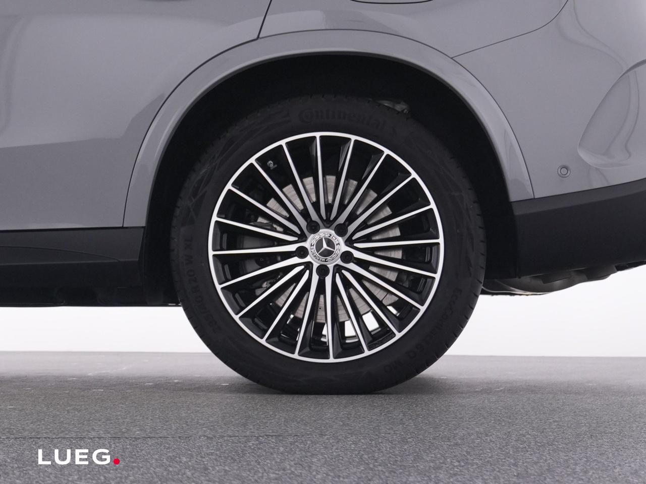 Mercedes-Benz GLC 300 de 4M AMG+NIGHT+20''+PANO+AHK+DIG.LIGHT+