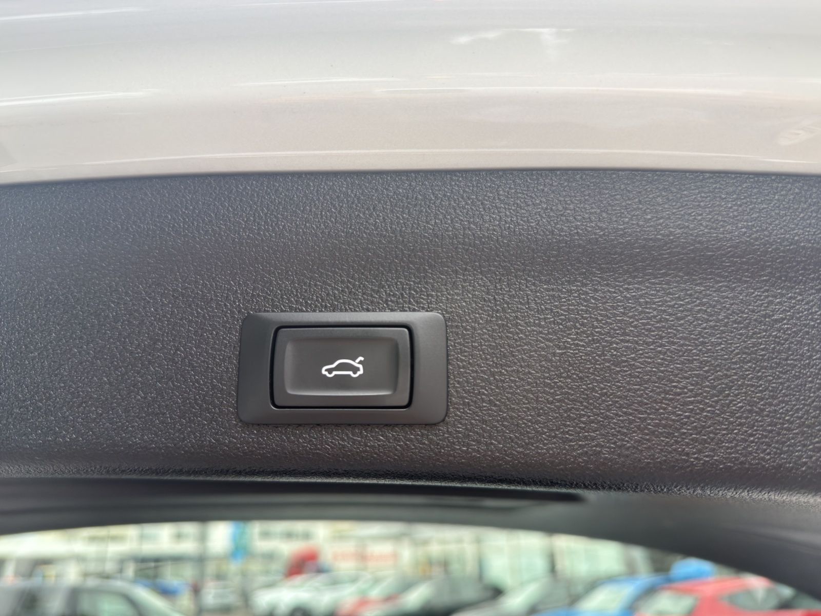 Audi A6 Avant 40 TDI quattro sport - Samsaru's Car Outlet