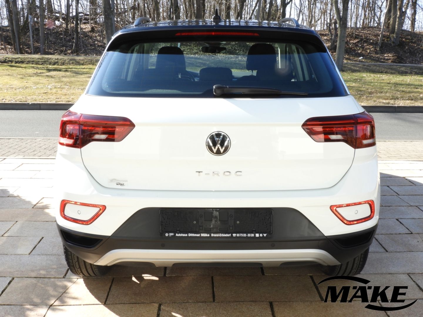 Volkswagen T-Roc Life 1.5 TSI DSG - Samsaru's Car Outlet