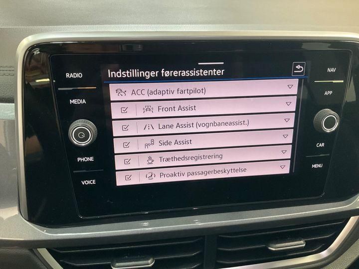 Volkswagen T-Roc 1.5 TSI STYLE - Samsaru's Car Outlet