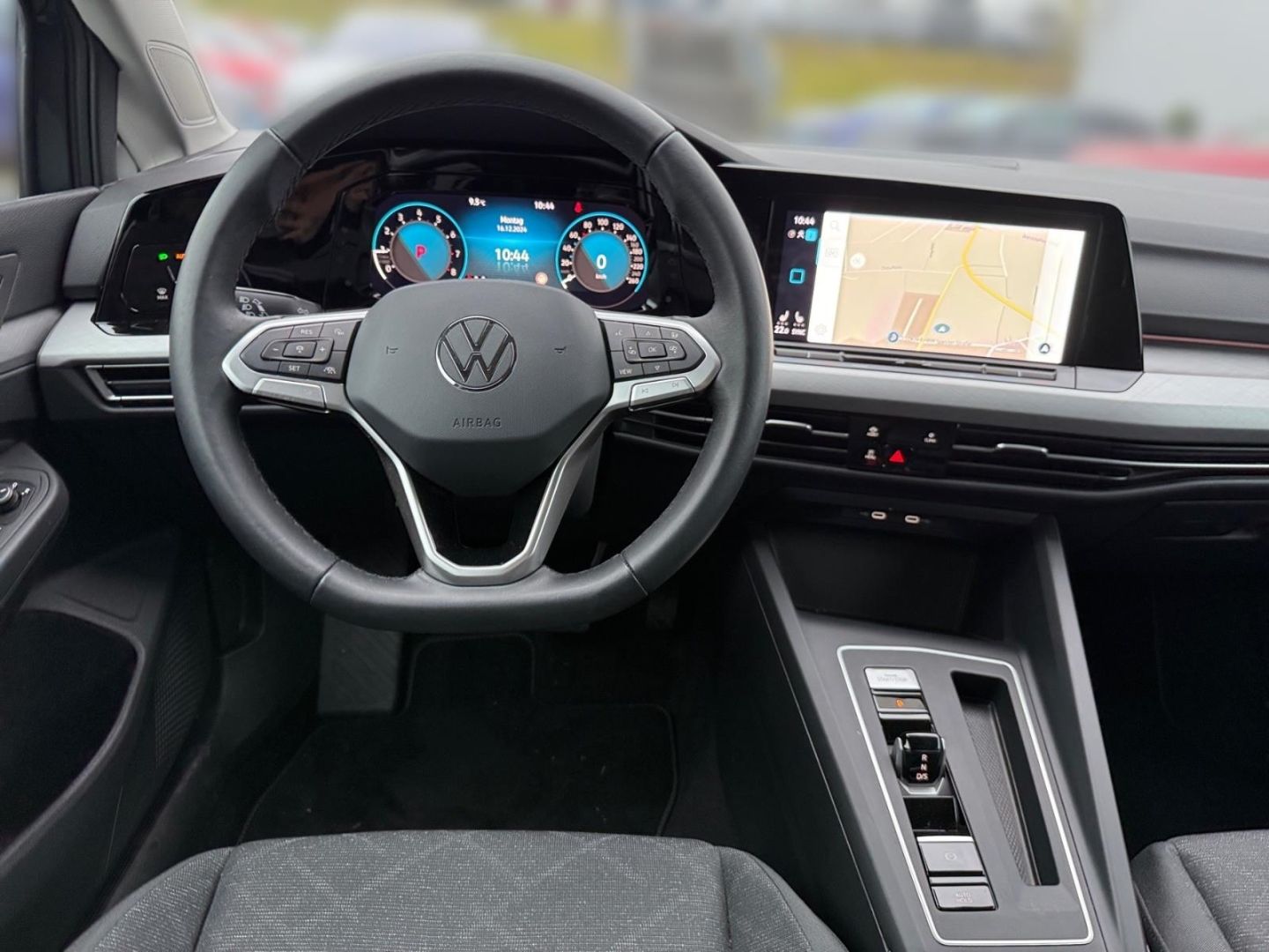 Volkswagen Golf Variant 8 VIII Life 1.0 eTSI - Samsaru's Car Outlet