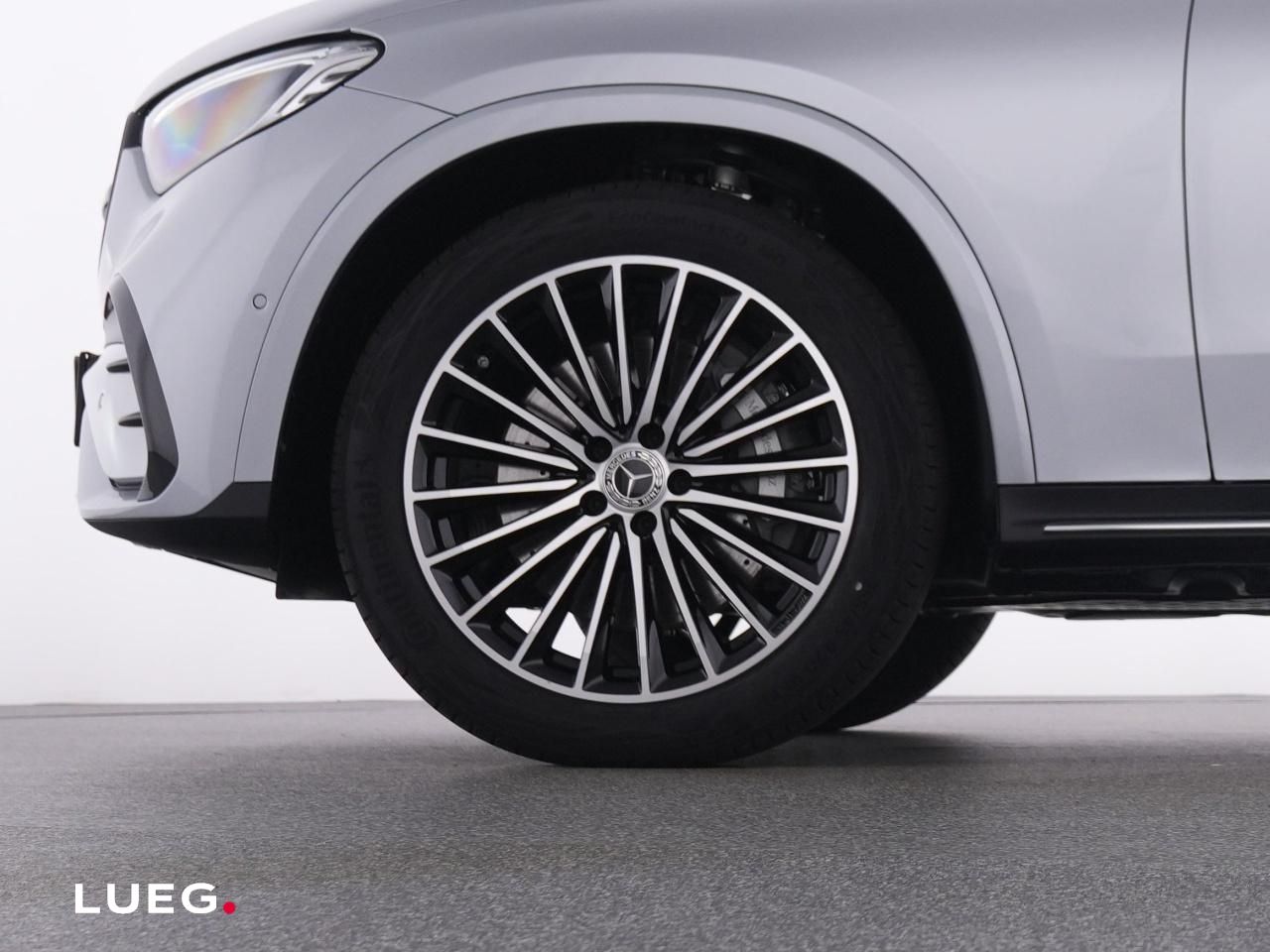 Mercedes-Benz GLC 200 d 4M AMG+NIGHT+20''+PANO+AHK+SOUND+360°+