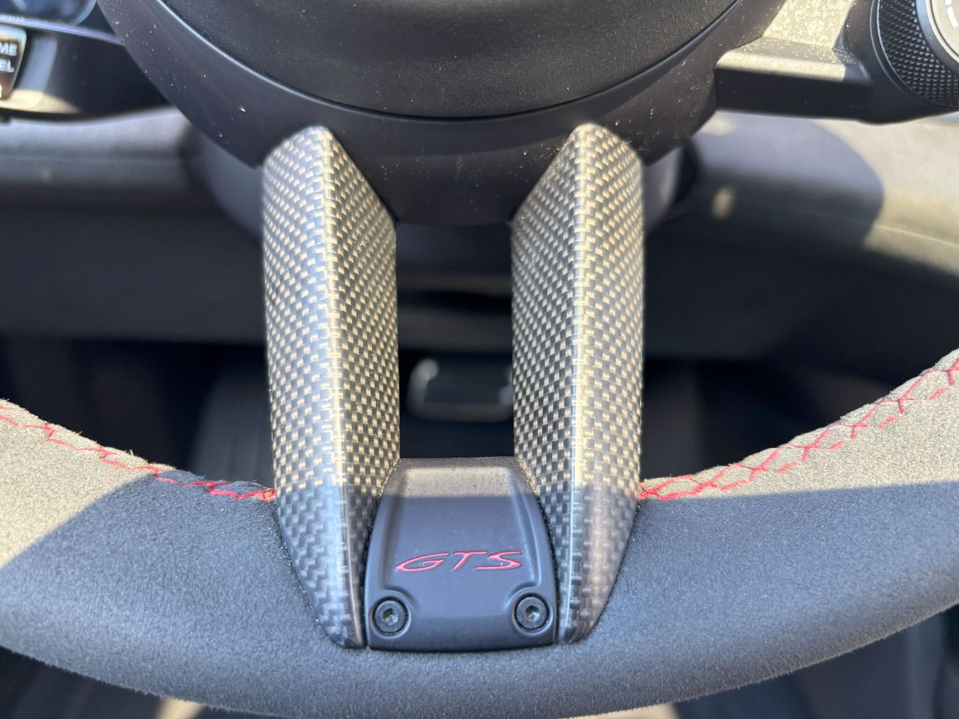 Porsche Taycan GTS | Panoramadach mit Sunshine Control |