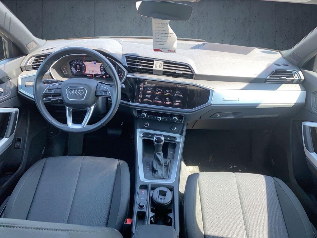 Audi Q3 45 TFSI quattro S line - Samsaru's Car Outlet