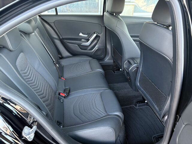 Mercedes-Benz A 200 Limousine Progressive - Samsaru's Car Outlet