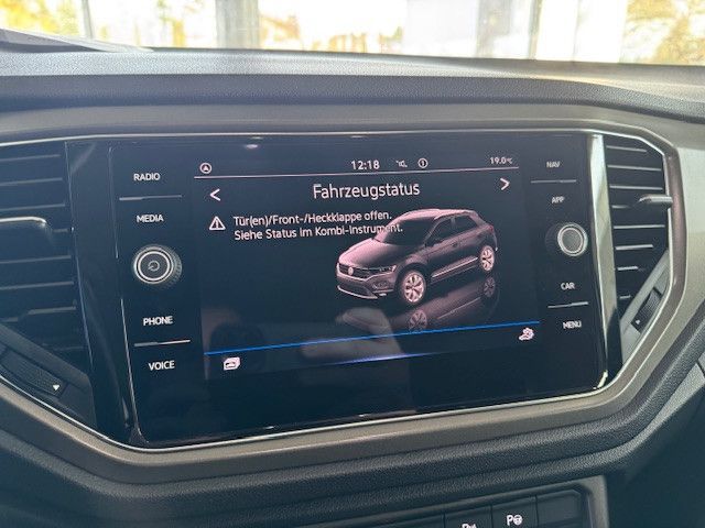 Volkswagen T-ROC Style R-line - Samsaru's Car Outlet