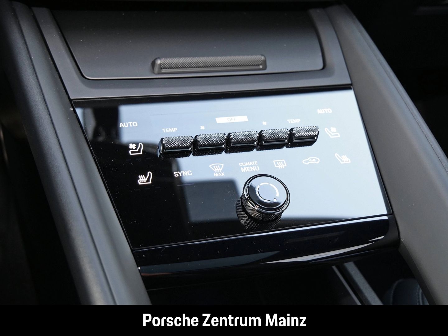 Porsche Macan 4 LED-Matrix Abstandstempomat Luftfederung