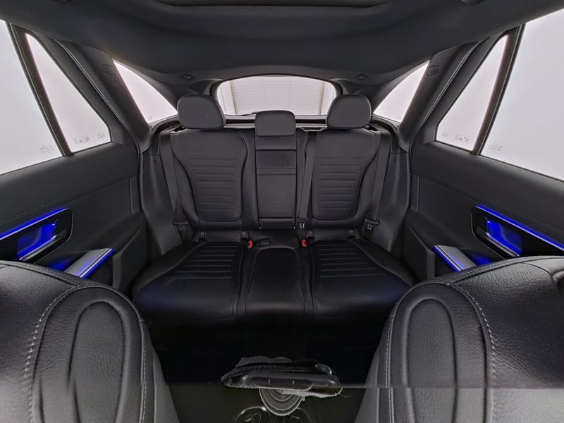 Mercedes-Benz GLC 450 d 4M AMG Pano/AHK/MBUX/20"/Kamera/Ambien