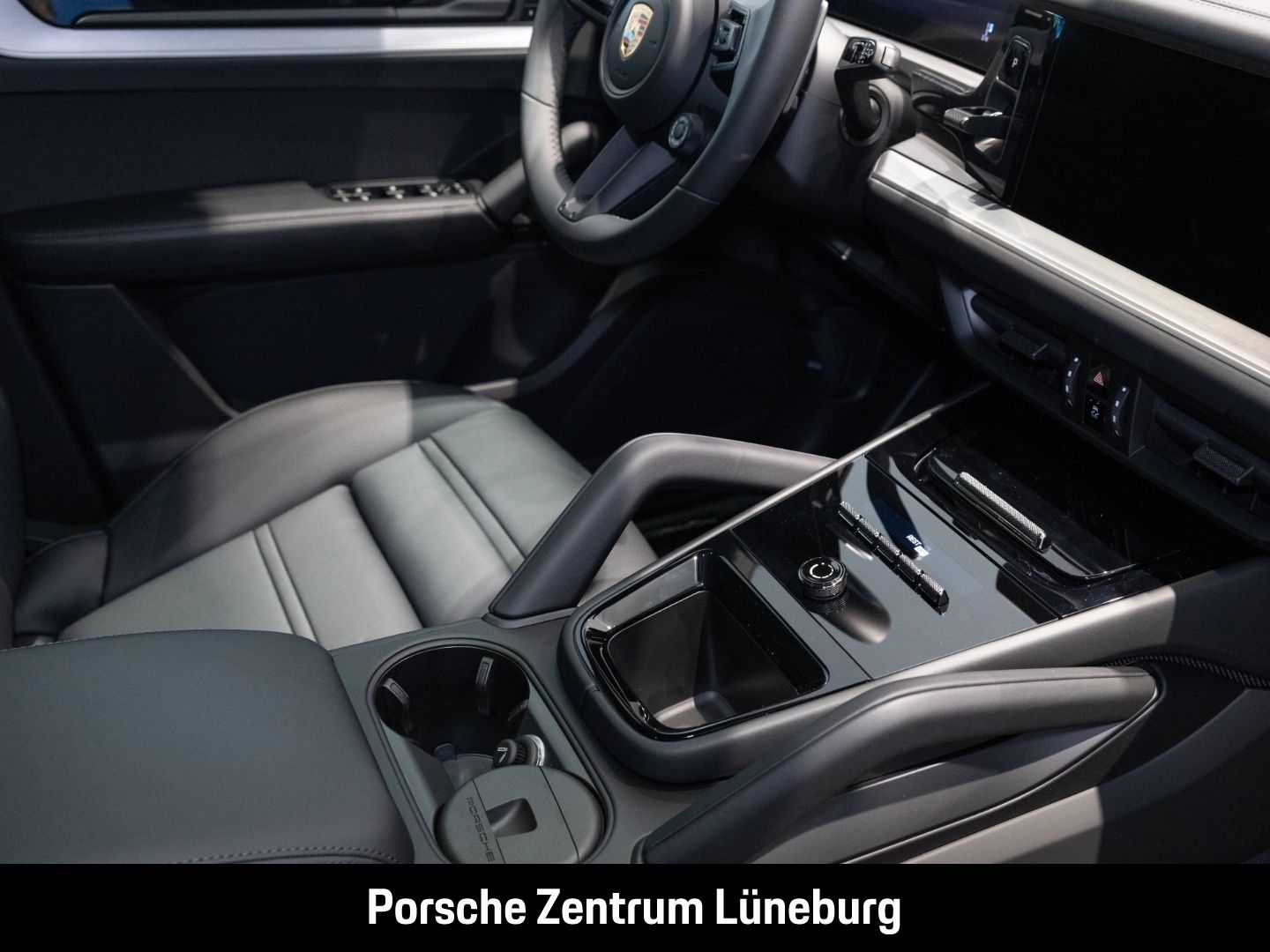 Porsche Cayenne BOSE Luftfederung Panorama Surround-View