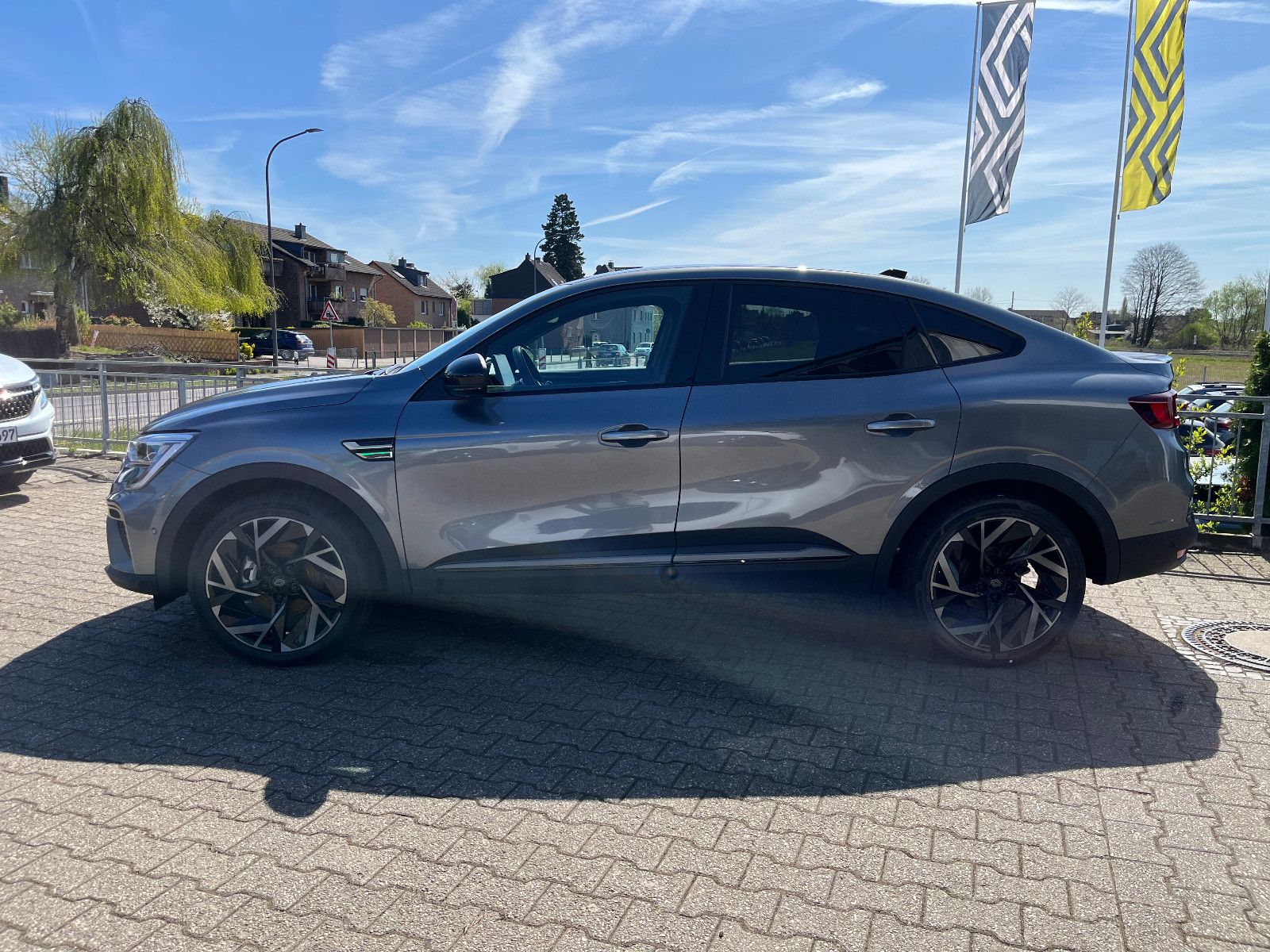 Renault Arkana E-TECH Full Hybrid 145 E-TECH engineered - Samsaru's Car Outlet