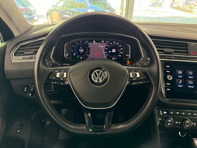 Volkswagen Tiguan Highline TSI DSG 4Motion AHK LED NAVI PDC