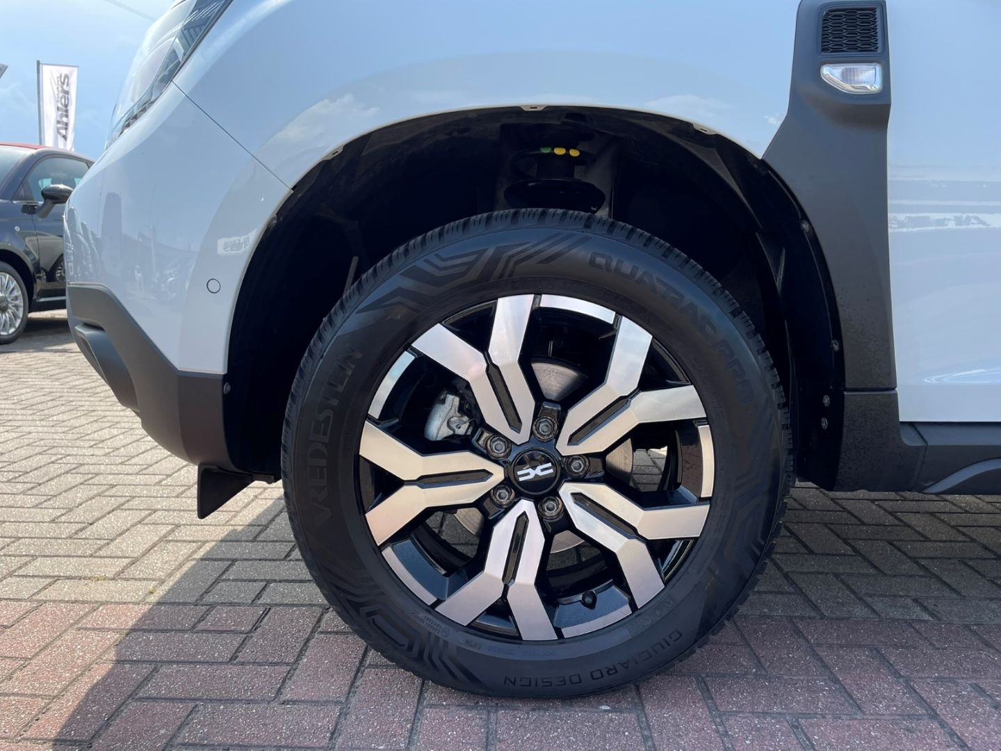 Dacia Duster Journey - Samsaru's Car Outlet