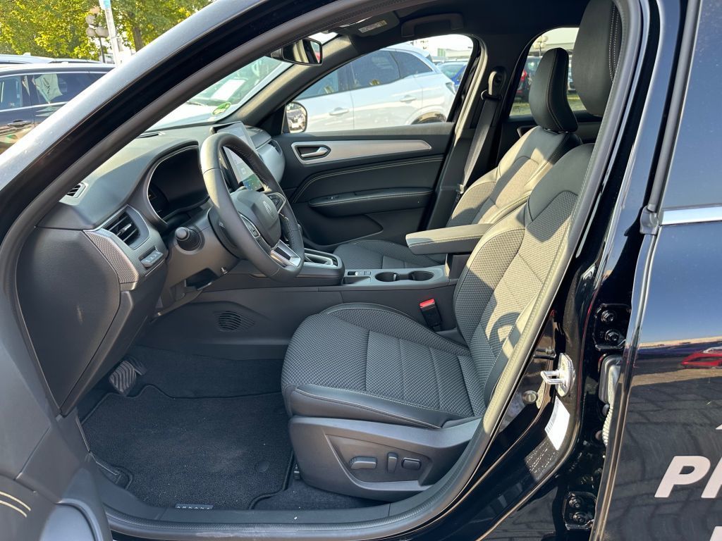 Renault Arkana TECHNO E-Tech Full Hybrid 145 - Samsaru's Car Outlet