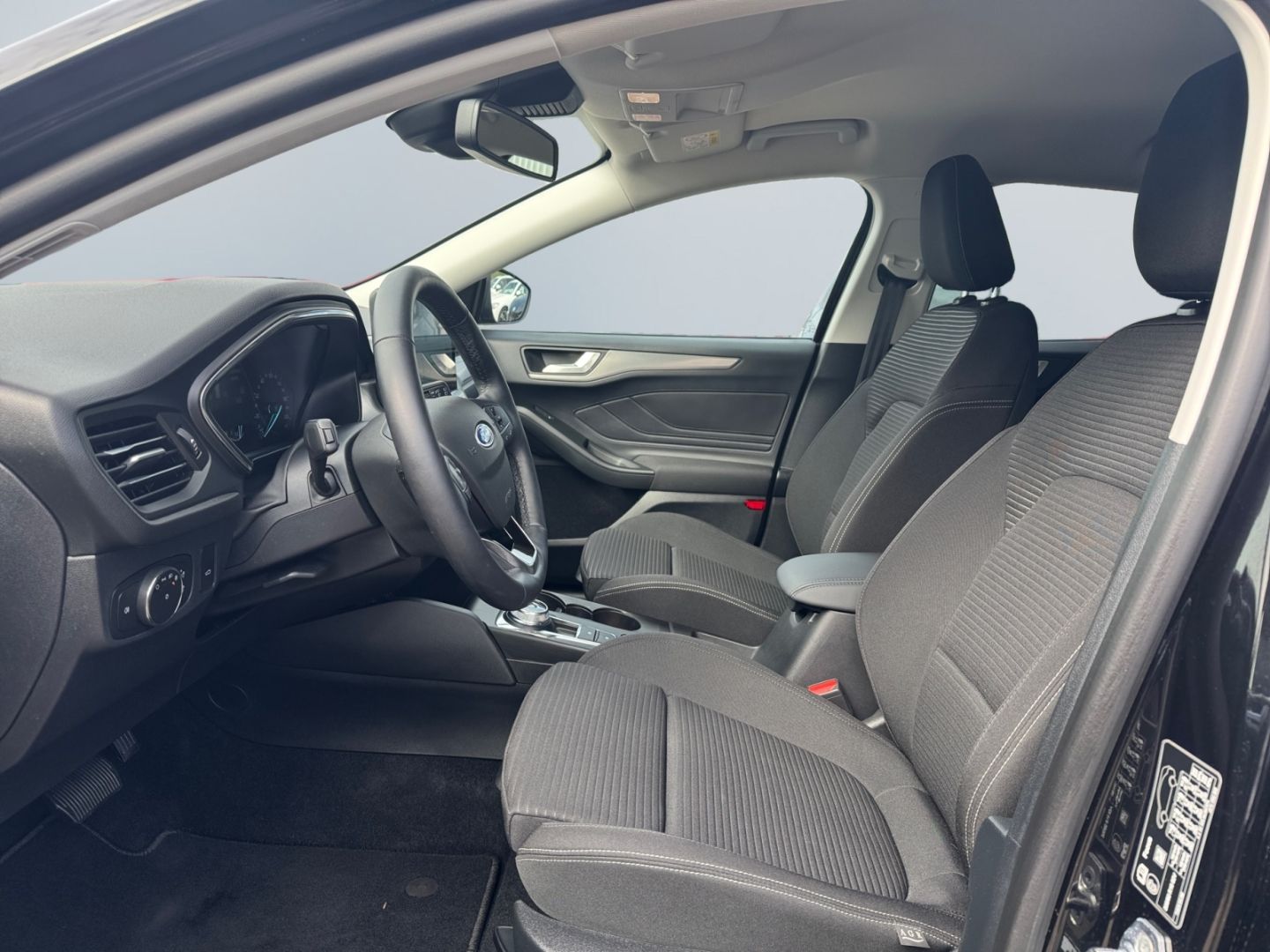 Ford Focus Turnier 1.5 EcoBlue TITANIUM *Matrix*AHK*