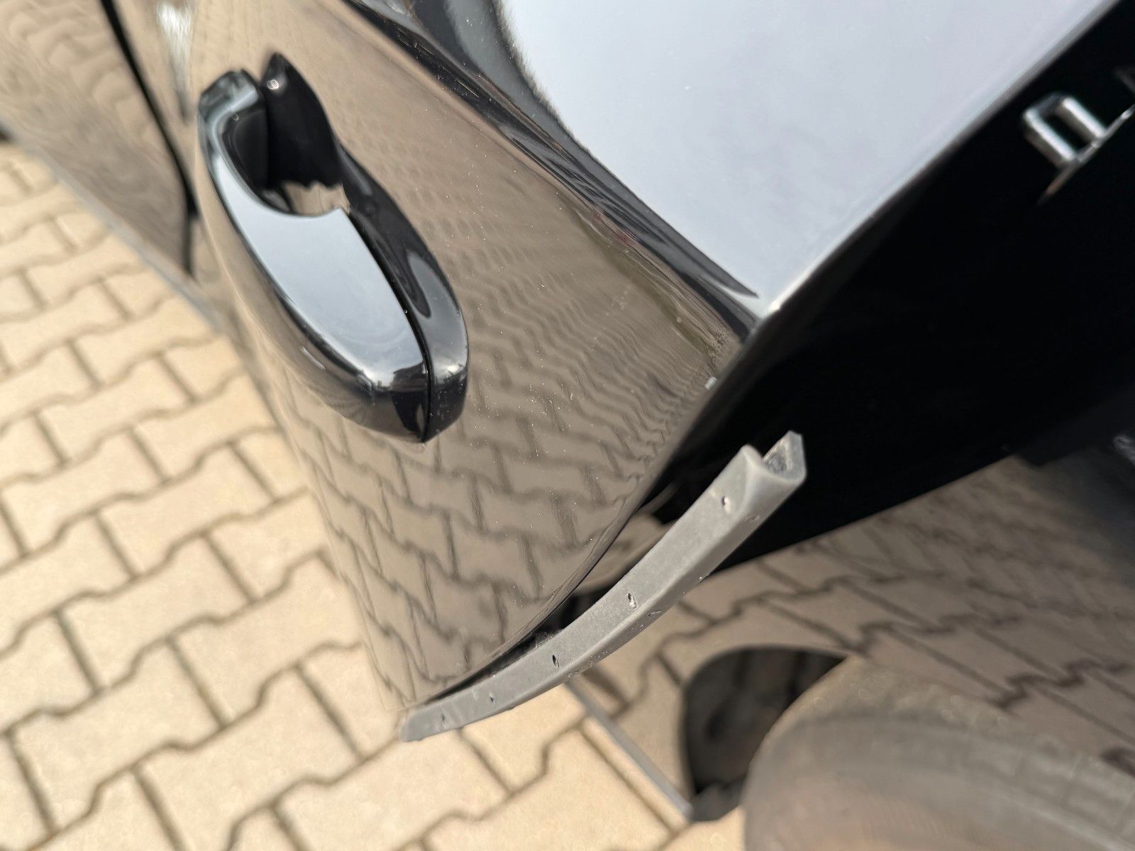 Ford Focus Turnier Cool & Connect*Autom*LED*AHK*Face