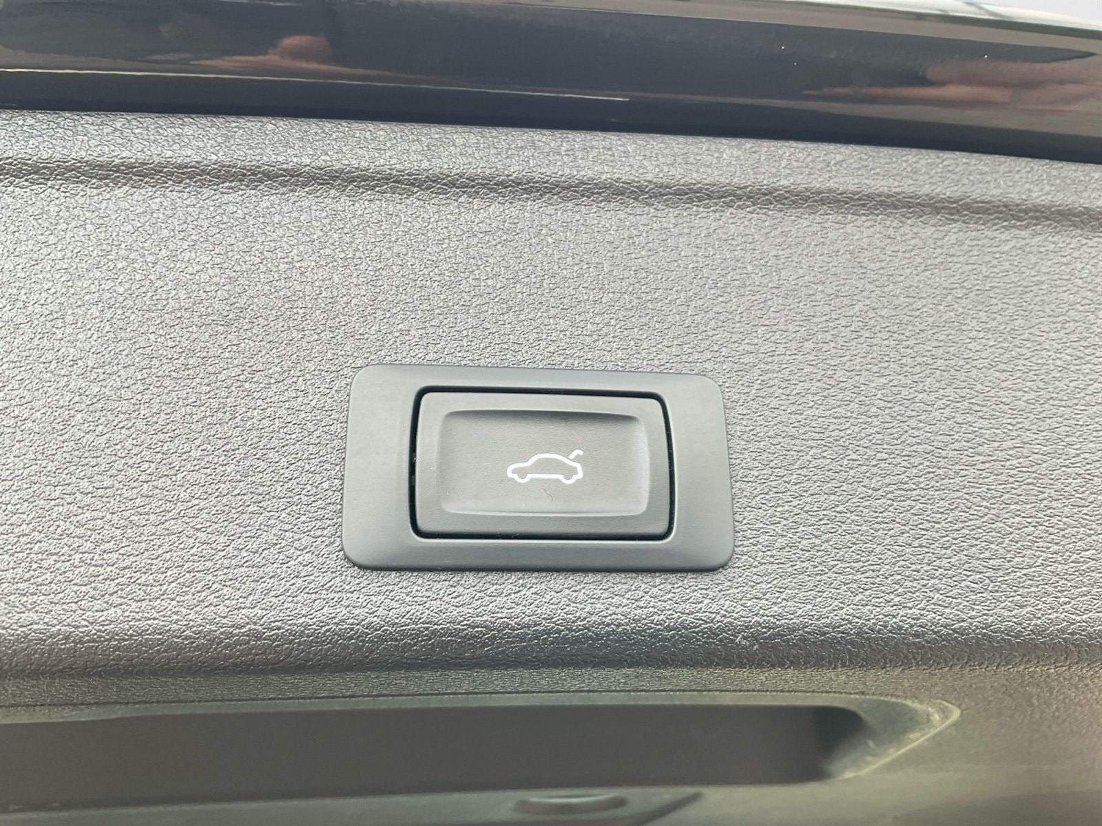 Audi A4 Avant 35 TDI S tronic advanced - Samsaru's Car Outlet