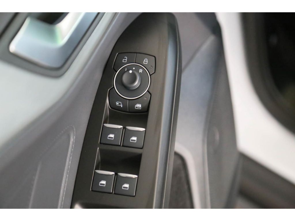 Ford Focus 1.5d Aut. Titanium Navi AHK ACC BLIS Kamer