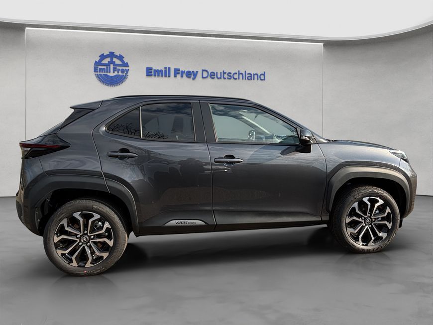Toyota Yaris Cross Hybrid Teamplayer, Winter- & Safety-