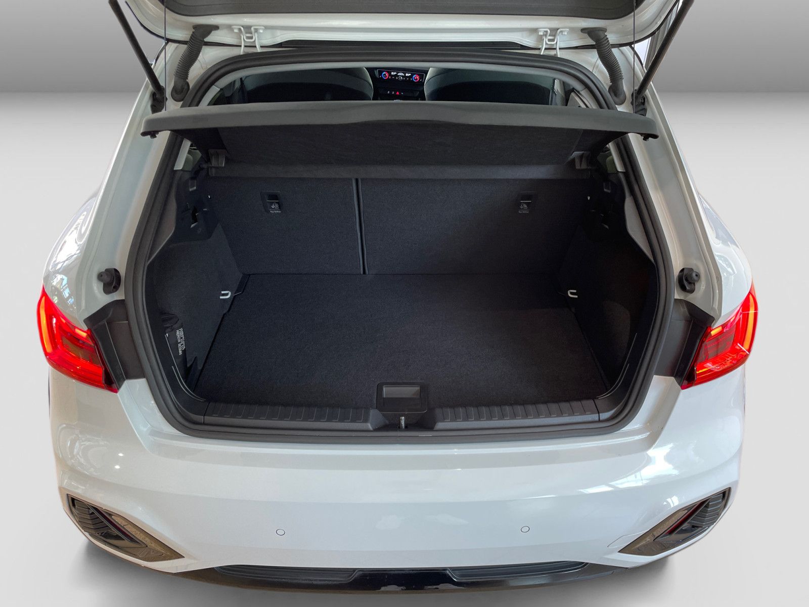 Audi A1 citycarver 30TFSI S-trnc - Samsaru's Car Outlet