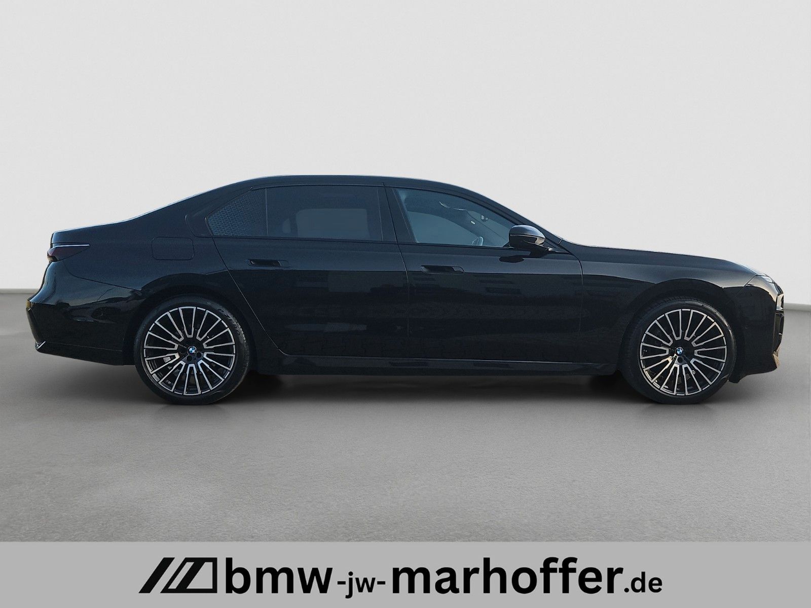 BMW 740 d xDrive MSport Iconic Massage Standhzg