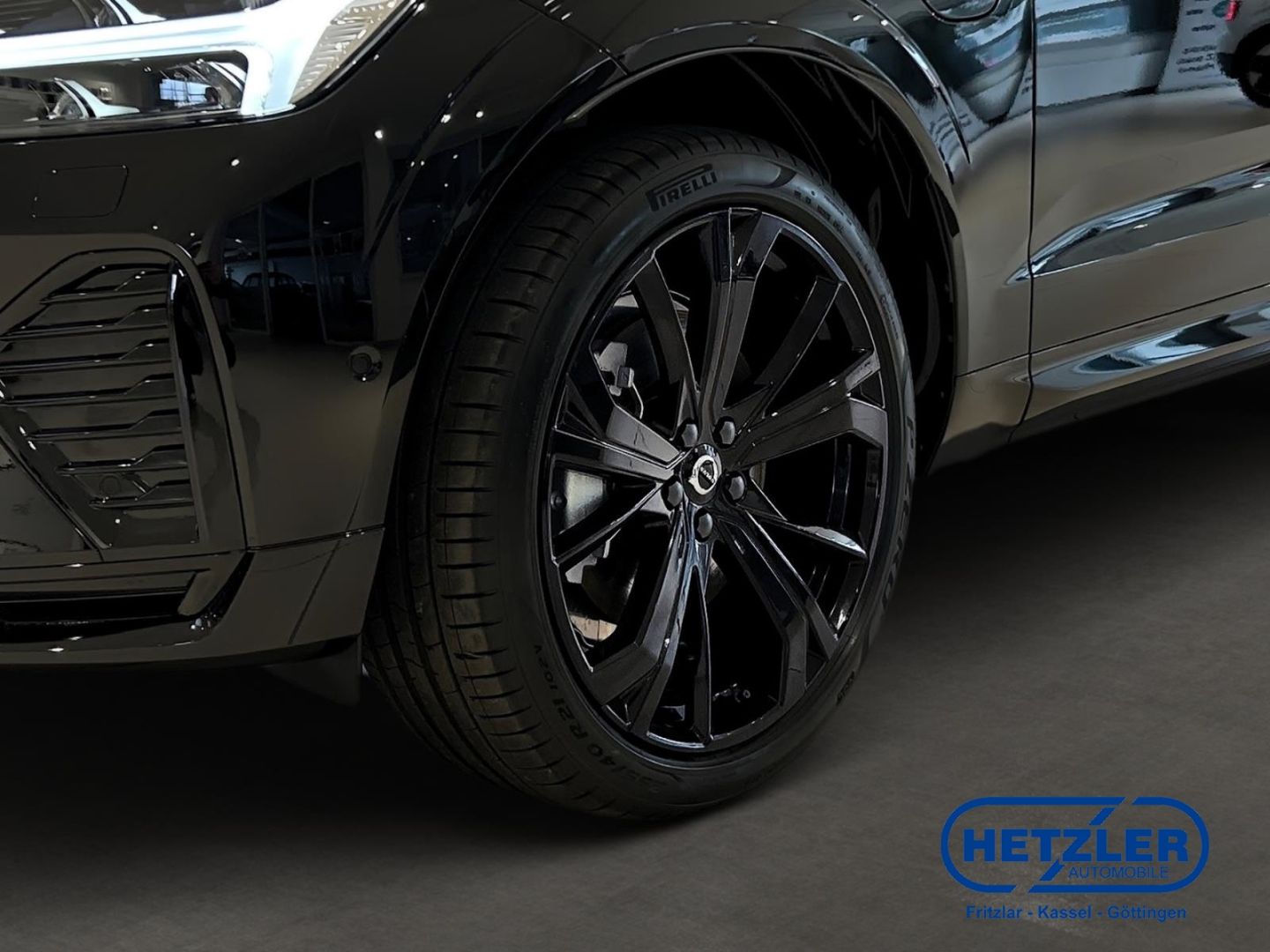 Volvo XC60 Plus Black Edition Recharge Plug-In Hybrid