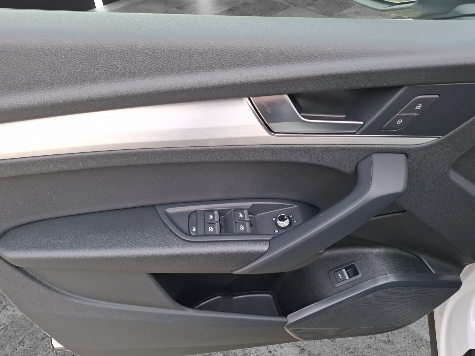 Audi Q5 40 TDI quattro S-line S-tronic STH Matrix AHK