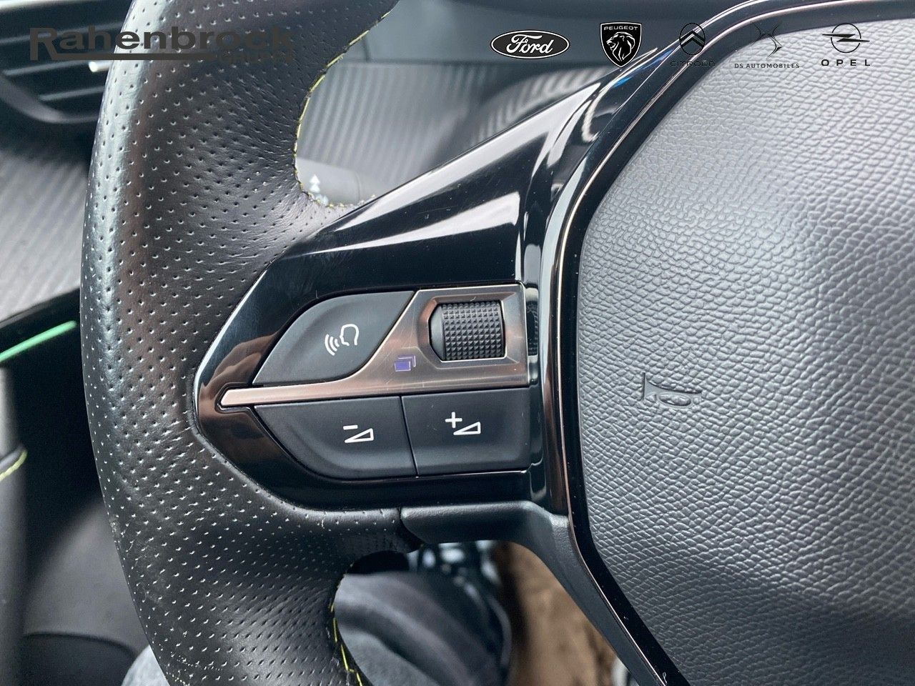 Peugeot 2008 GT Line - Samsaru's Car Outlet