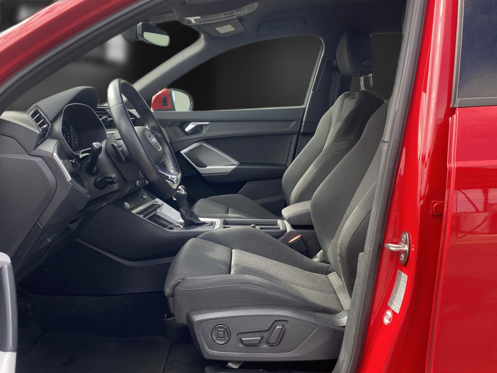 Audi Q3 40 qua advanced Matrix*Virtual*Kamera*ACC*AHK