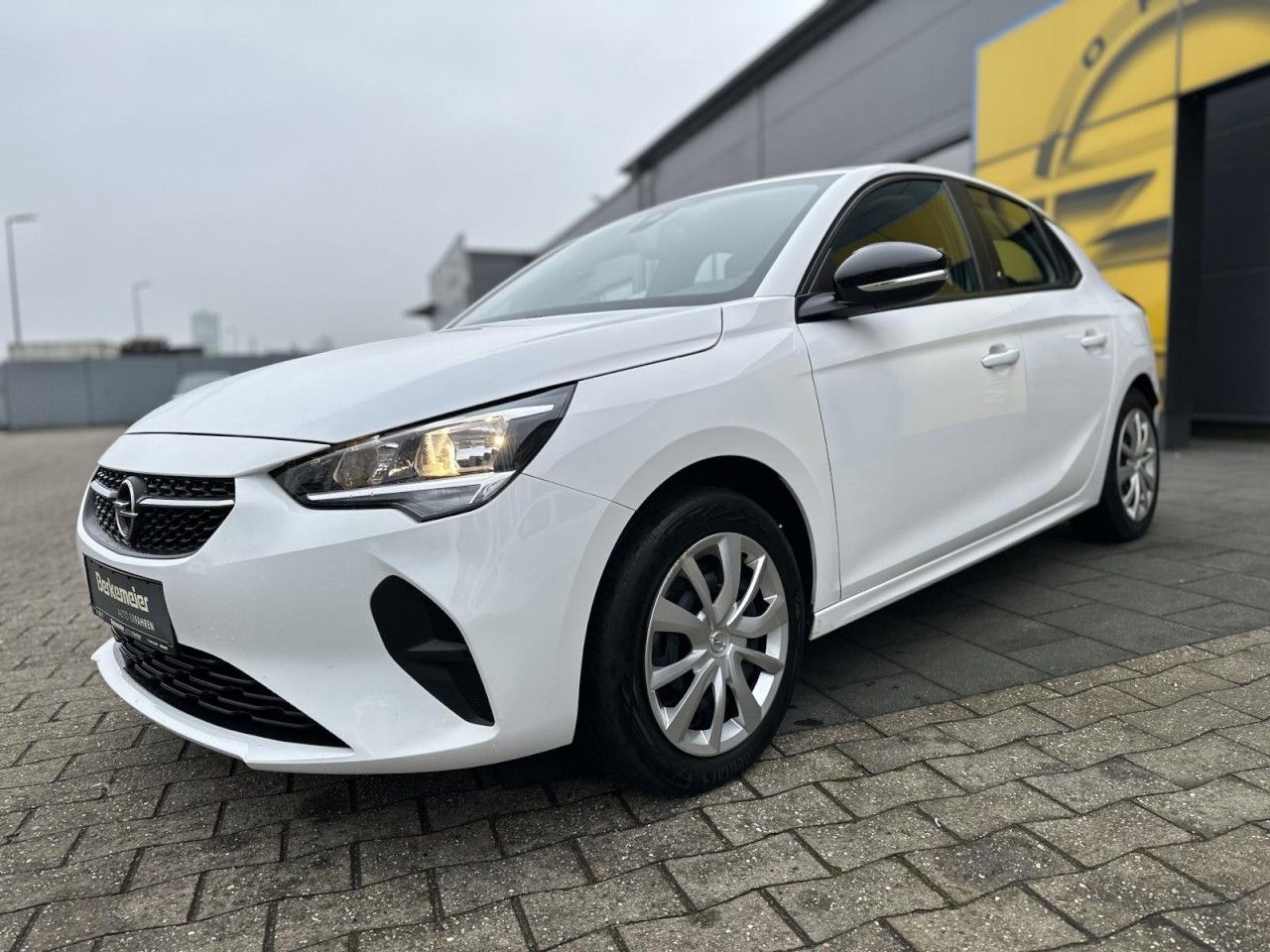 Opel Corsa-e Edition - Samsaru's Car Outlet