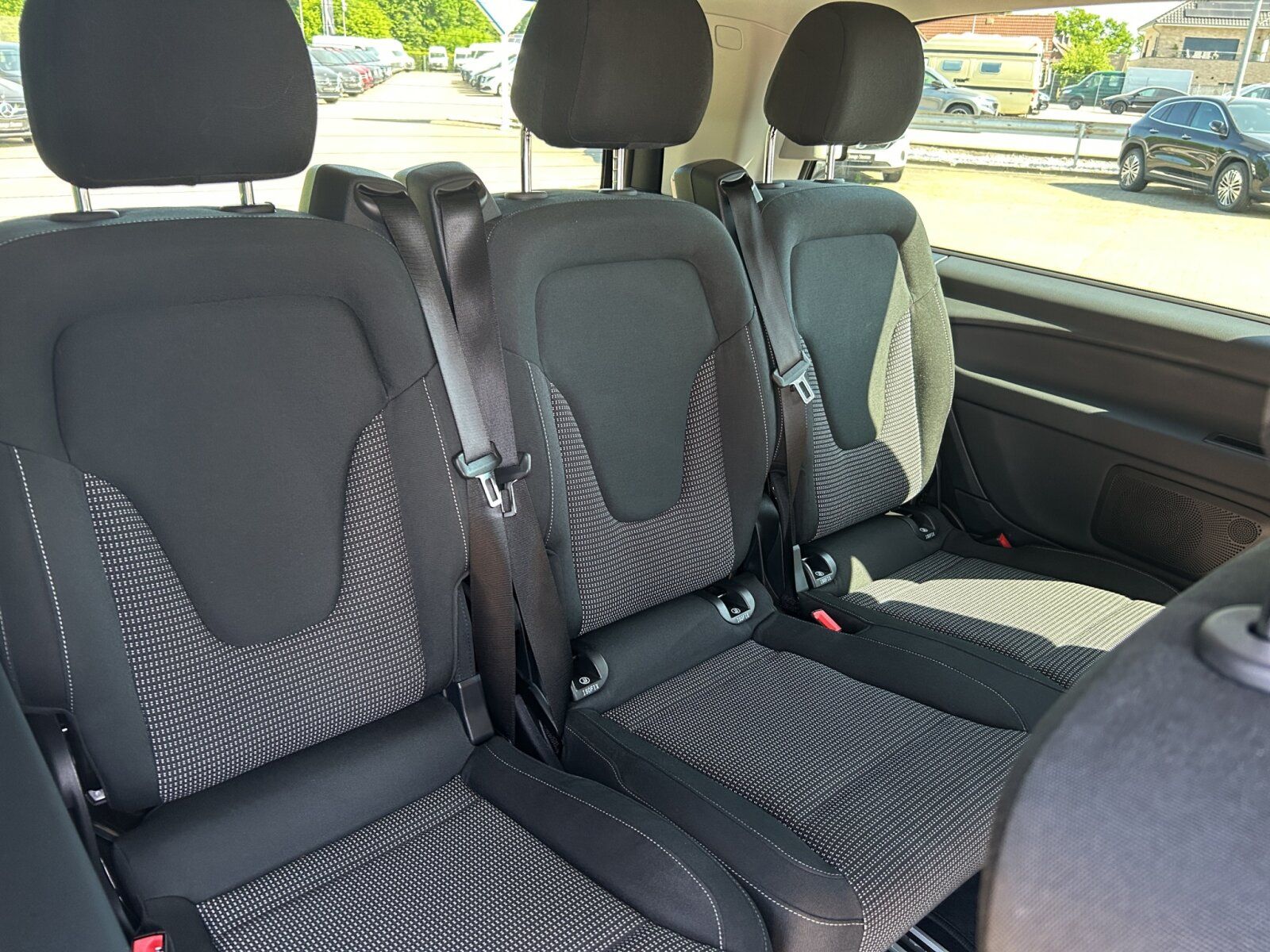 Mercedes-Benz V 220 d EDITION LANG - Samsaru's Car Outlet