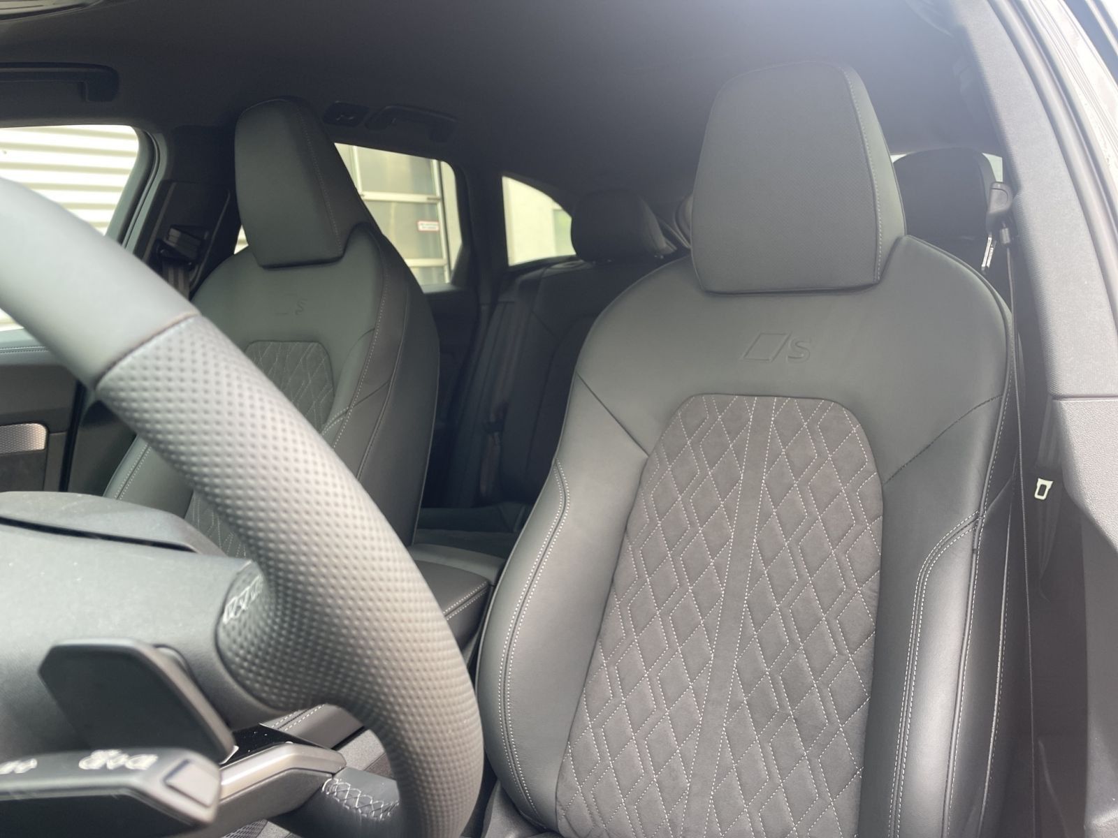 Audi A5 Avant TFSI quattro S line Matrix LED HuD B&O