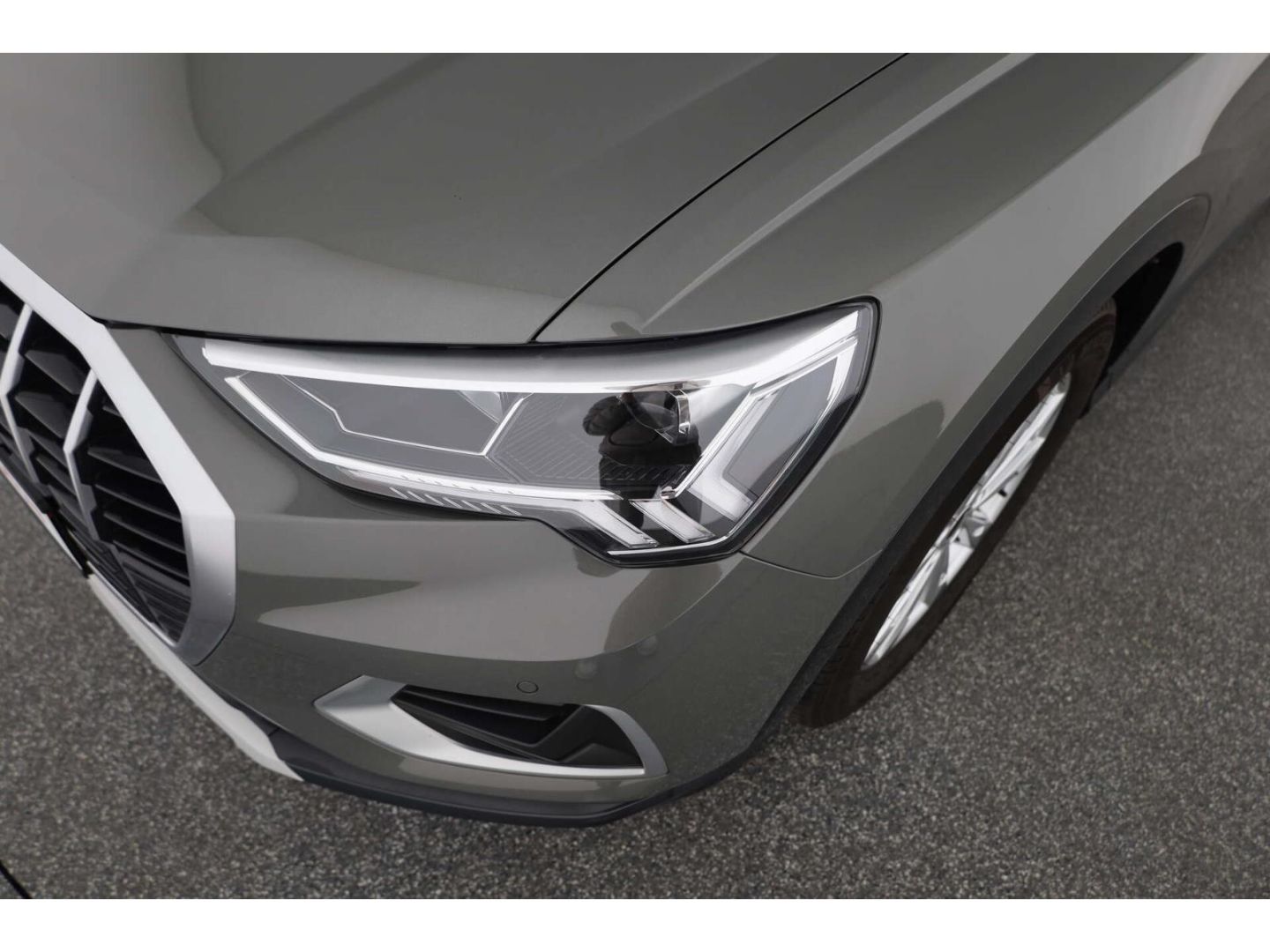Audi Q3 35 TDI quattro advanced - Samsaru's Car Outlet