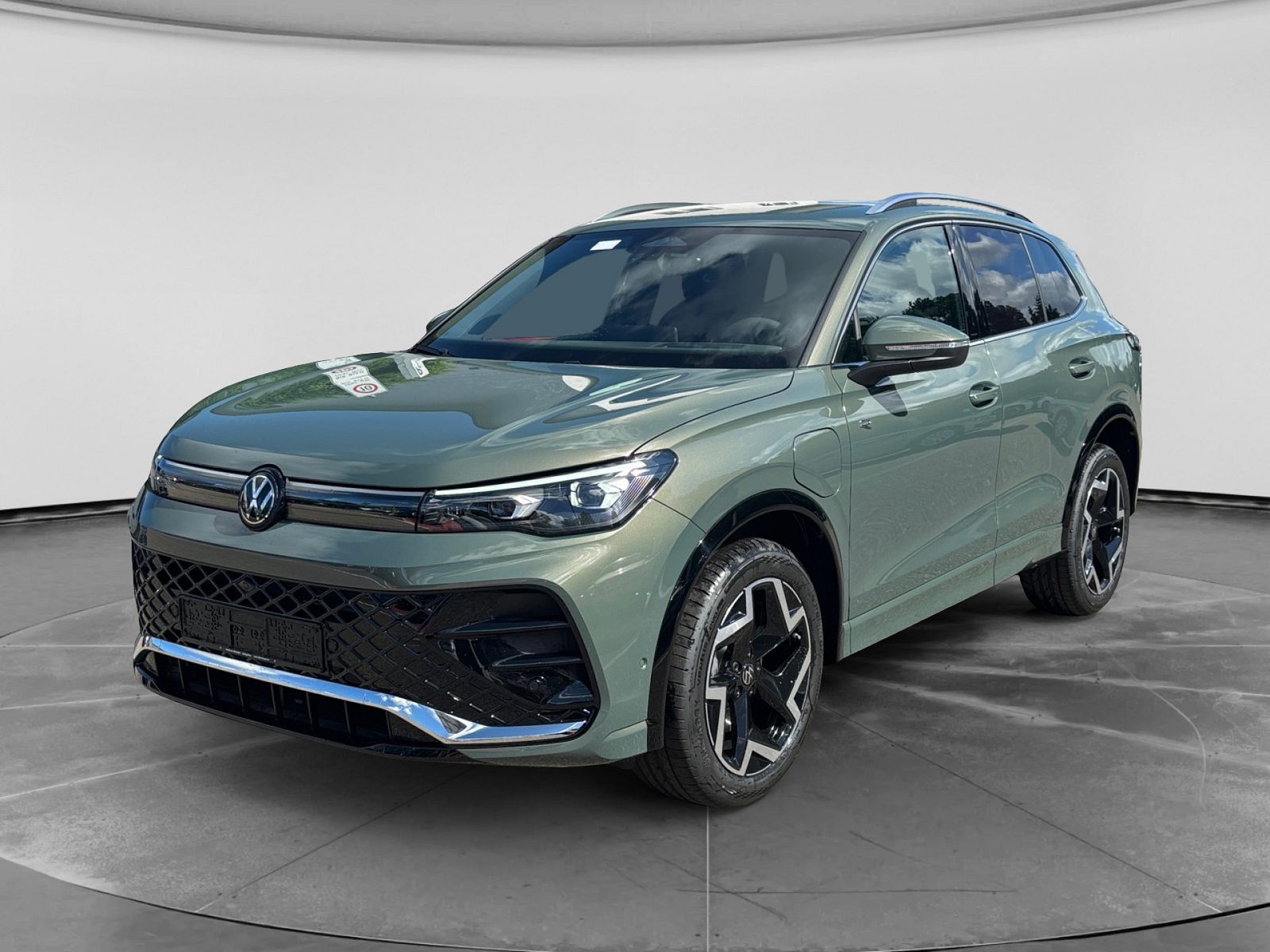 Volkswagen Tiguan R-Line 1.5 eHybrid +LEDER+AHK+HUD+