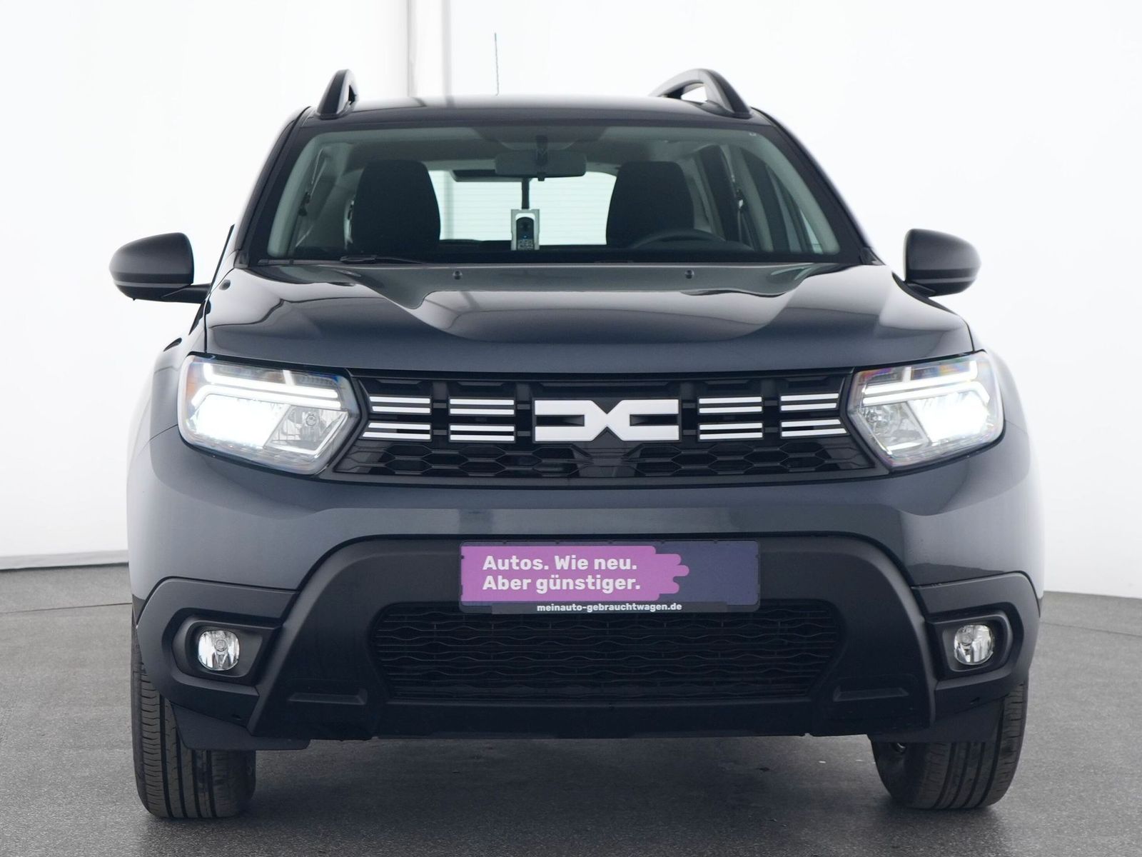 Dacia Duster Essential Dacia Plug - Samsaru's Car Outlet